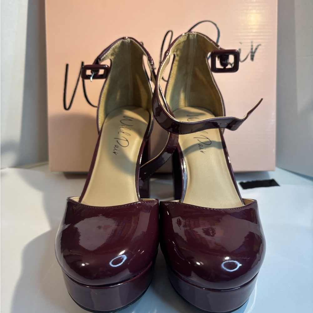 Wild Pair Burgundy Heels Size 6 Medium.